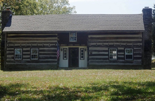 Log Cabin histórico - Granja - Cerca de RRG y Lexington