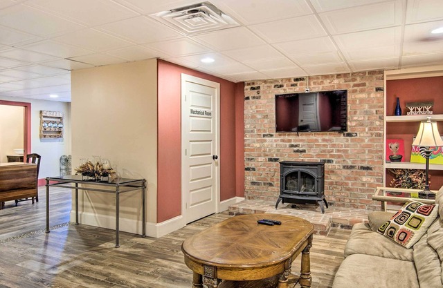 Historical South Carolina Escape w/ Patio!