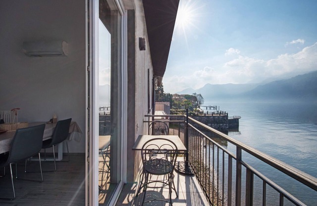 Apartamento vacacional "Le Coccinelle Home Bilocale Lierna" con vistas al lago de Como y Wi-Fi