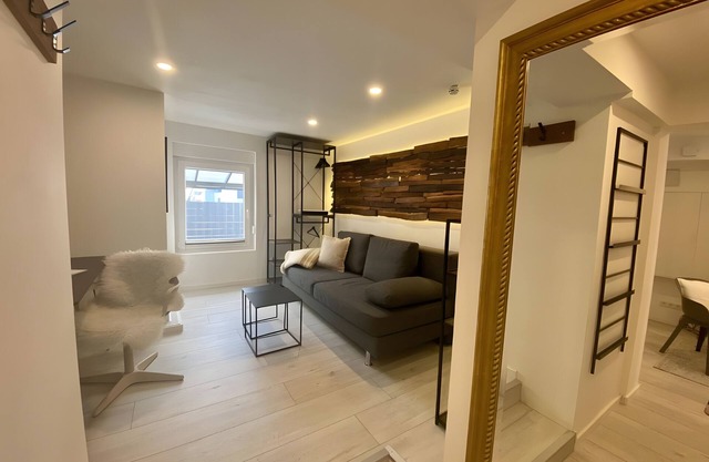 Apartamento vacacional 'Nele' con vistas a la montaña, terraza privada y Wi-Fi