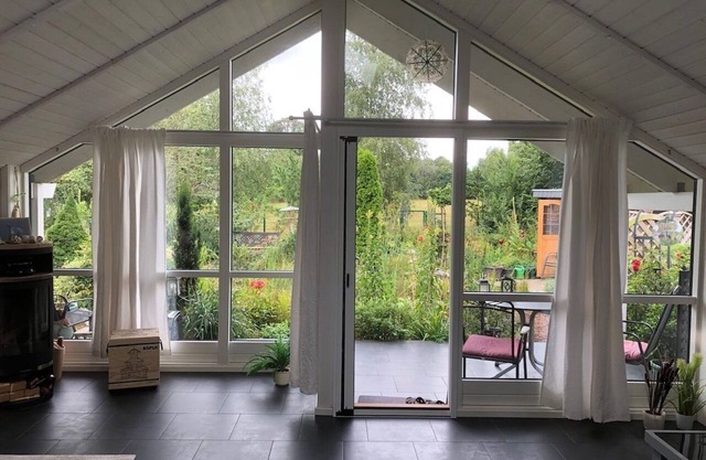 Casa de vacaciones 'Ferienhaus Gartenblick Am Schaalsee' con terraza privada y jardín privado