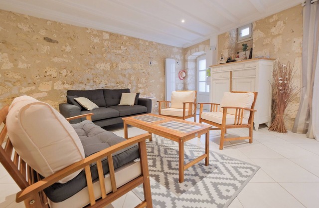 Casa de vacaciones 'Gîte D'ici Et D'ailleurs' con Wi-Fi