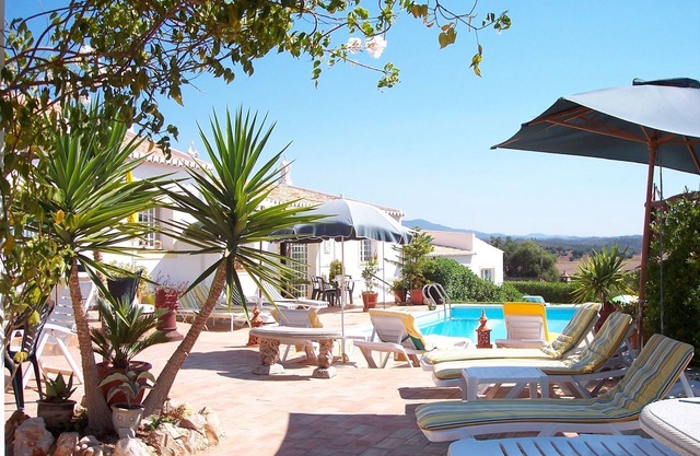 Casa vacacional espaciosa en Portimão con jardín vallado
