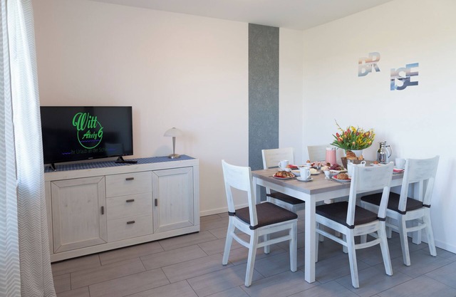 Casa de vacaciones 'Brise' con terraza privada, jardín compartido y Wi-Fi
