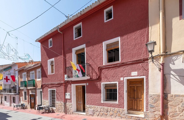 Casa de vacaciones 'Casa Clara' con vistas al mar, terraza privada y Wi-Fi