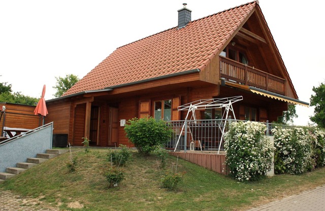 Casa de vacaciones 'Ferienhaus Zuehlke' con vistas al lago, terraza privada y Wi-Fi