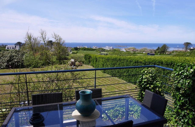 Casa Vacacional en Bretaña con Vista al Mar