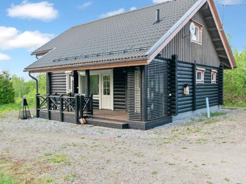 Holiday Home Karhu by Interhome