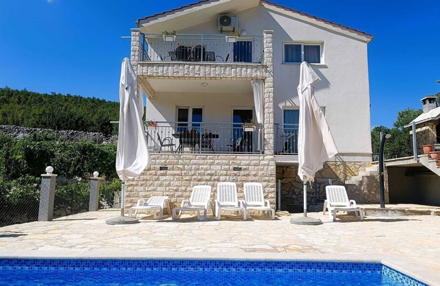 Casa de vacaciones Mary con piscina privada