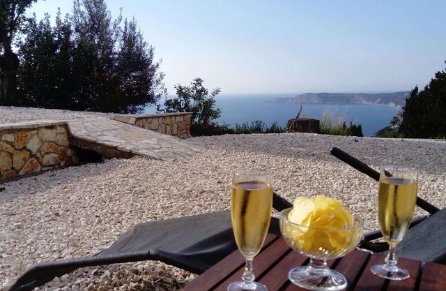 Villa tranquila con jardín en Afionas