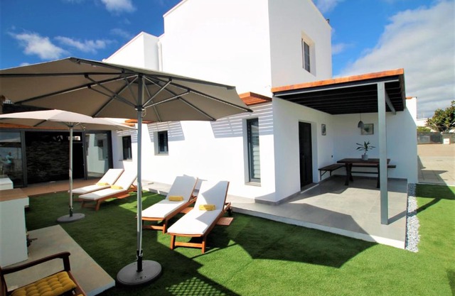 Holiday House and Spa Lanzarote