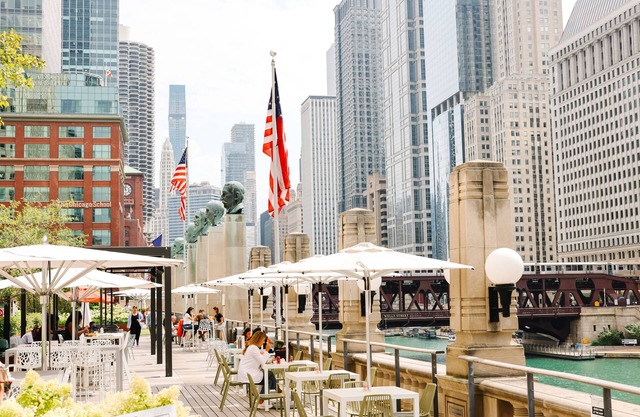 Holiday Inn Chicago Dwtn - The Mart by IHG