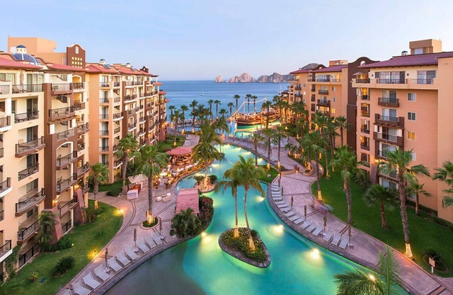 Holidays at Villa del Arco Cabo San Lucas-2 Bdrm/3 bath Suite on Medano Beach!