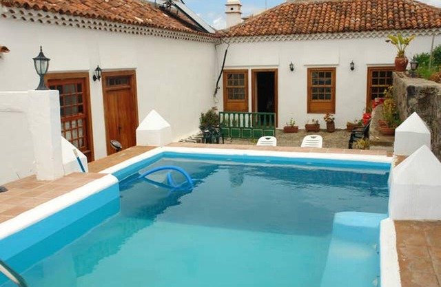Homerez - Casa a 12 km de la playa para 2 pers. con piscina compartida y jardín