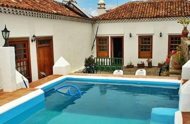 Homerez - Bonita casa a 12 km de la playa para 4 pers. con piscina compartida