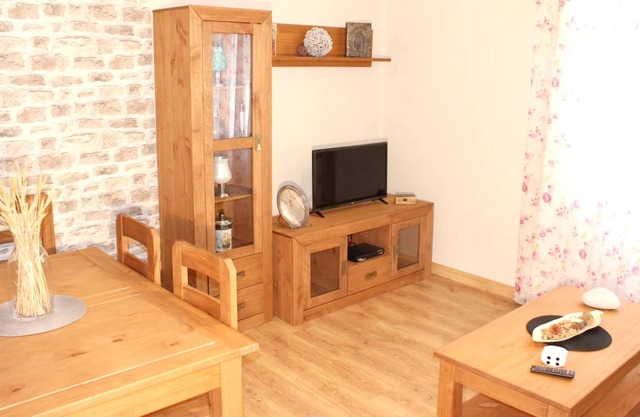 Homerez - Casa para 9 pers. con jardín y balcón en Villanueva de los Infantes