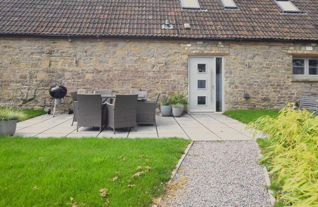 Home Farm - The Stables