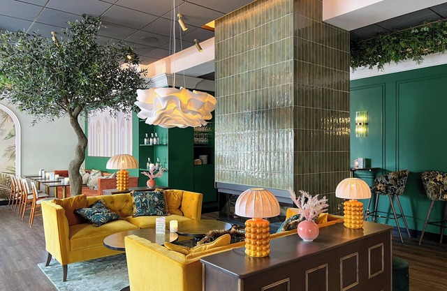 Home Hotel Drott
