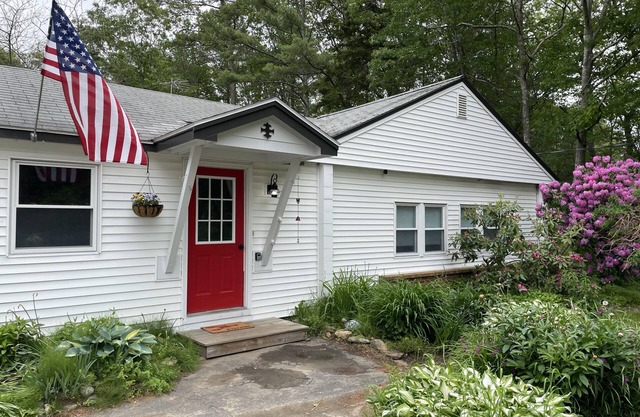 Home In Boothbay - Holiday Getaway