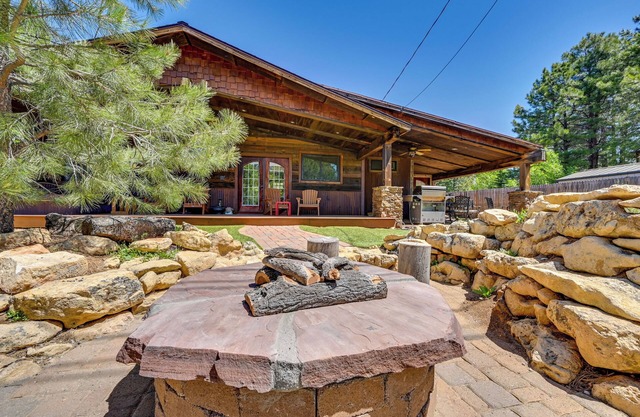 Inicio w / Jacuzzi y Fire Pit-10 Mi a NAU y Flagstaff