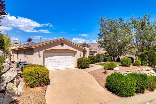 Home with Game Room Near Zion National Park!
