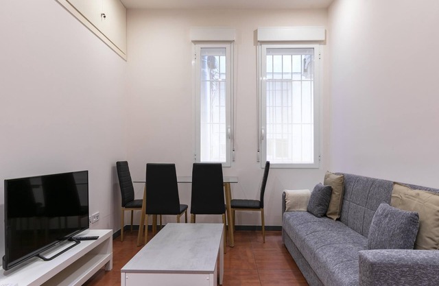 HOMEABOUT IMPERIAL APARTMENT II
