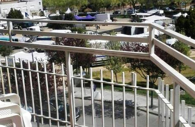 Homerez - Bonito apartamento a 5 km de las pistas para 6 pers. en Navalcarnero