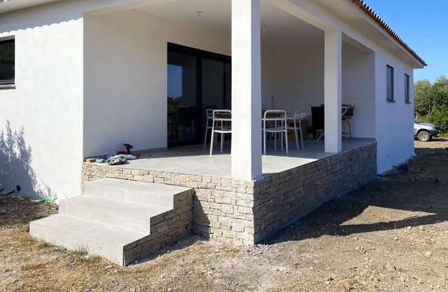 Homerez - Casa a 10 km de la playa para 5 pers. con jardín en Serra-Di-Fiumorbo