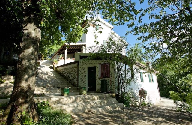 Homerez - Bonito apartamento para 8 pers. con piscina en Sant'Agata Feltria