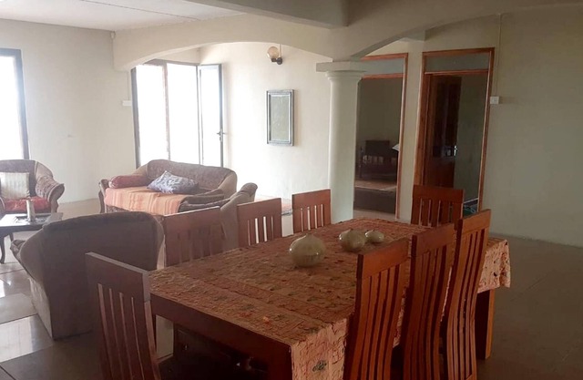 Homerez - Espacioso apartamento para 6 pers. con balcón en Curepipe