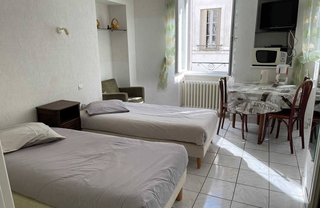 Homerez - Studio in Néris-les-Bains