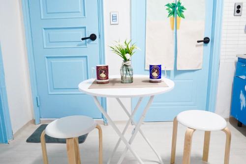 Hongdae 10min, BEST location