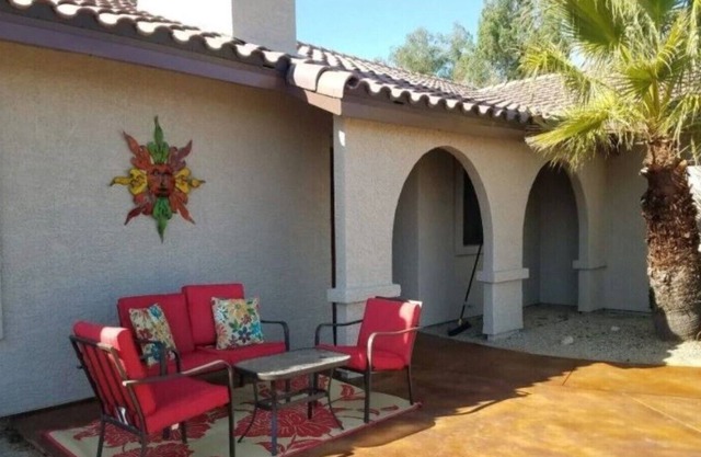 Horse property on the golf course