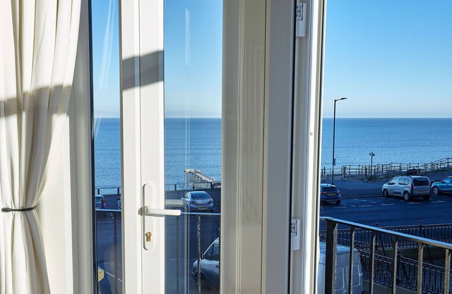 Host Stay Pier View
