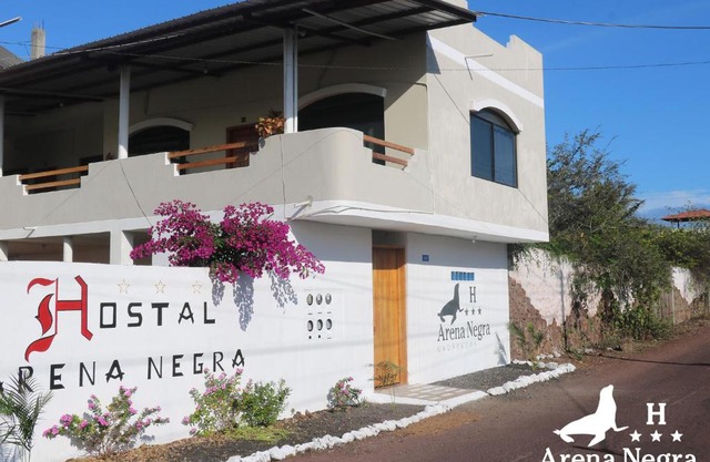 Hostal Arena Negra