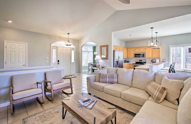 Hot Springs Village Home on Golf Course!