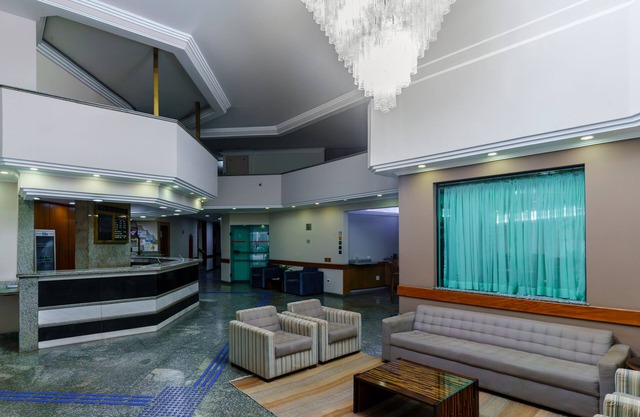 Hotel Augusta Boulevard