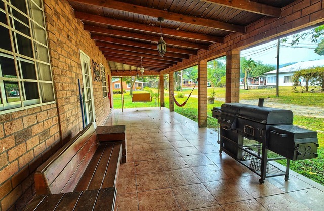 Hotel Cabañas River Park