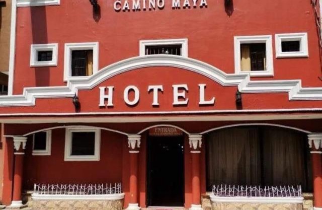 Hotel Camino Maya