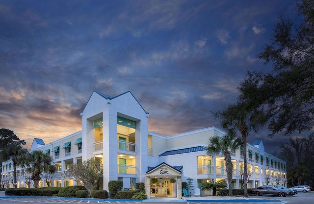 Hotel Carolina, a Days Inn by Wyndham