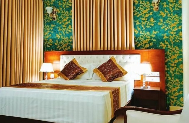 Hotel Crystal Rose sylhet