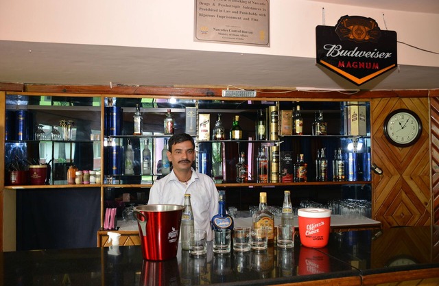 Hotel Drona