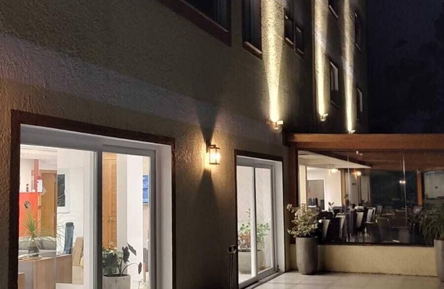Hotel Golden Hills