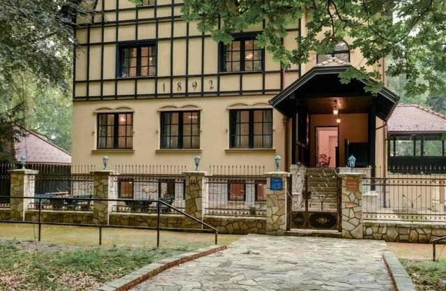 Hotel Heritage