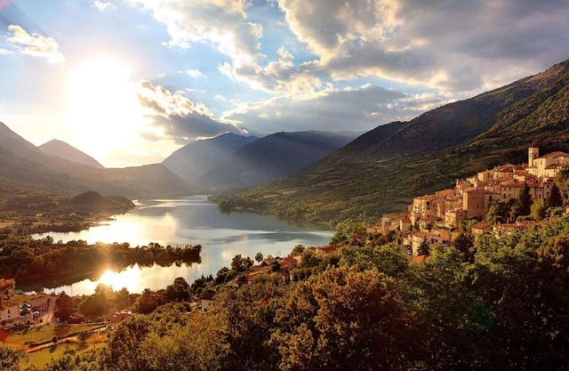 HOTEL HOLIDAYS a Barrea - Natura, Relax e Benessere nel Parco d'Abruzzo