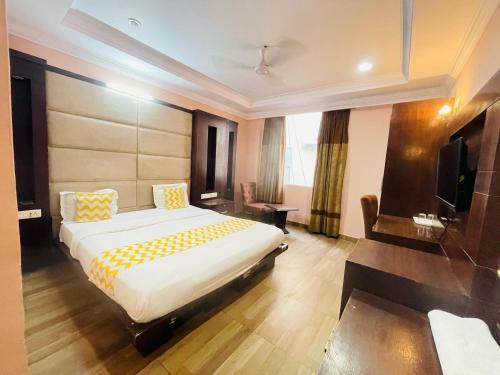 Hotel Imperial Inn - Nehru Place