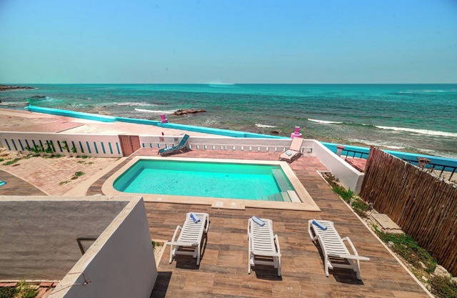 Hotel La Trigueña