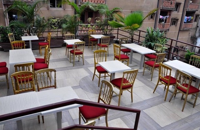 HOTEL LE KREMLIN