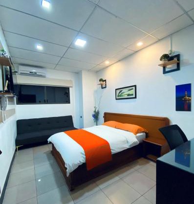 Hotel Madrigal