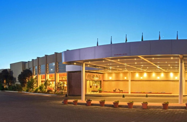 Hotel Marina Villa del Rio
